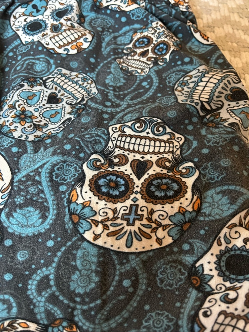LuLaRoe Teal, White & Orange Sugar Skull Leggings - Picture 2 of 2